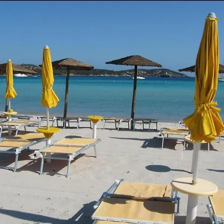 - Vista Mare Da 4 A 6 Posti Letto Apartment
