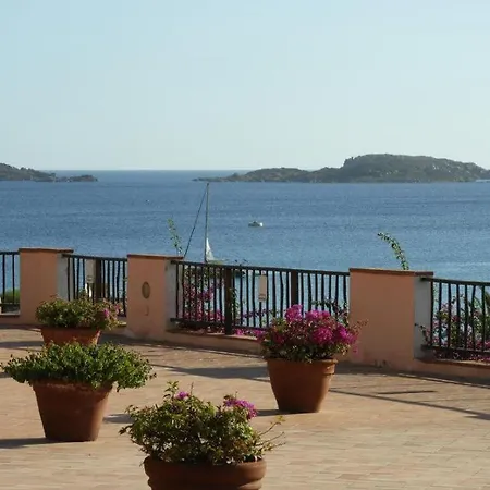 - Vista Mare Da 4 A 6 Posti Letto Apartment Porto Cervo
