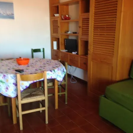- Vista Mare Da 4 A 6 Posti Letto Apartment Porto Cervo
