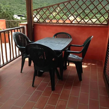 Apartment - Vista Mare Da 4 A 6 Posti Letto